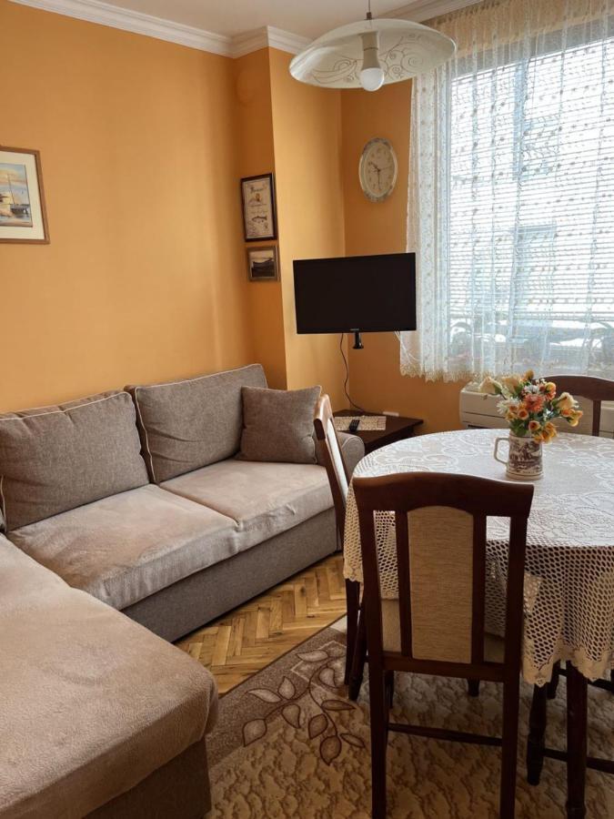 Apartment Geni Поморіє Екстер'єр фото